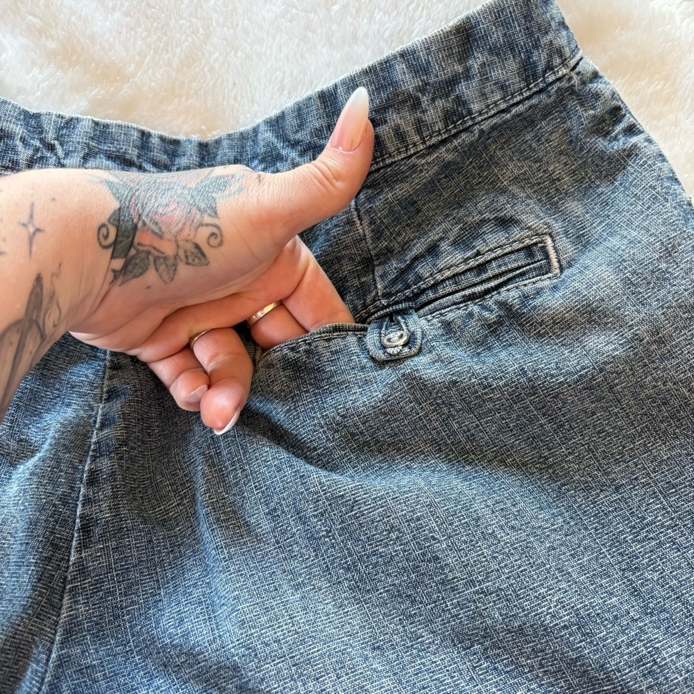 Rare Vintage 2001 Women's Levi's Denim Jean Shorts Size 10 Zipper Fly (32x4.5) - Picture 13 of 16
